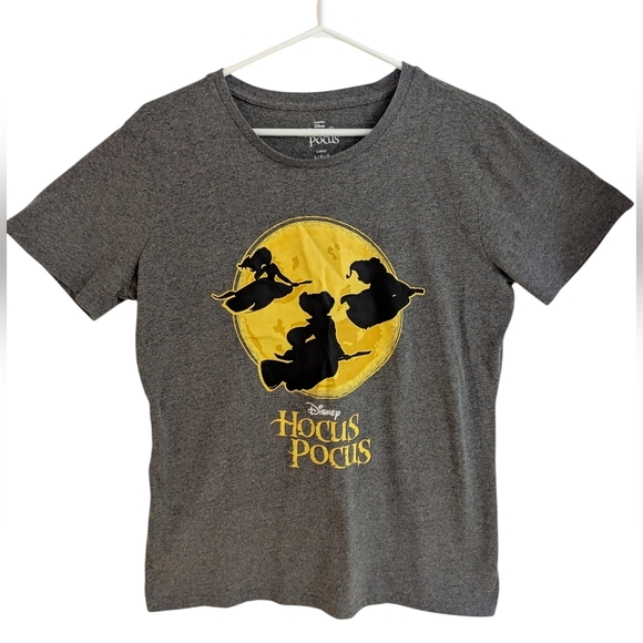 Disney Tops - Disney Hocus Pocus Sanderson Sisters Moon Graphic Tee - Large